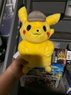 Detective Pikachu Yellow Plush with Tweed Hat